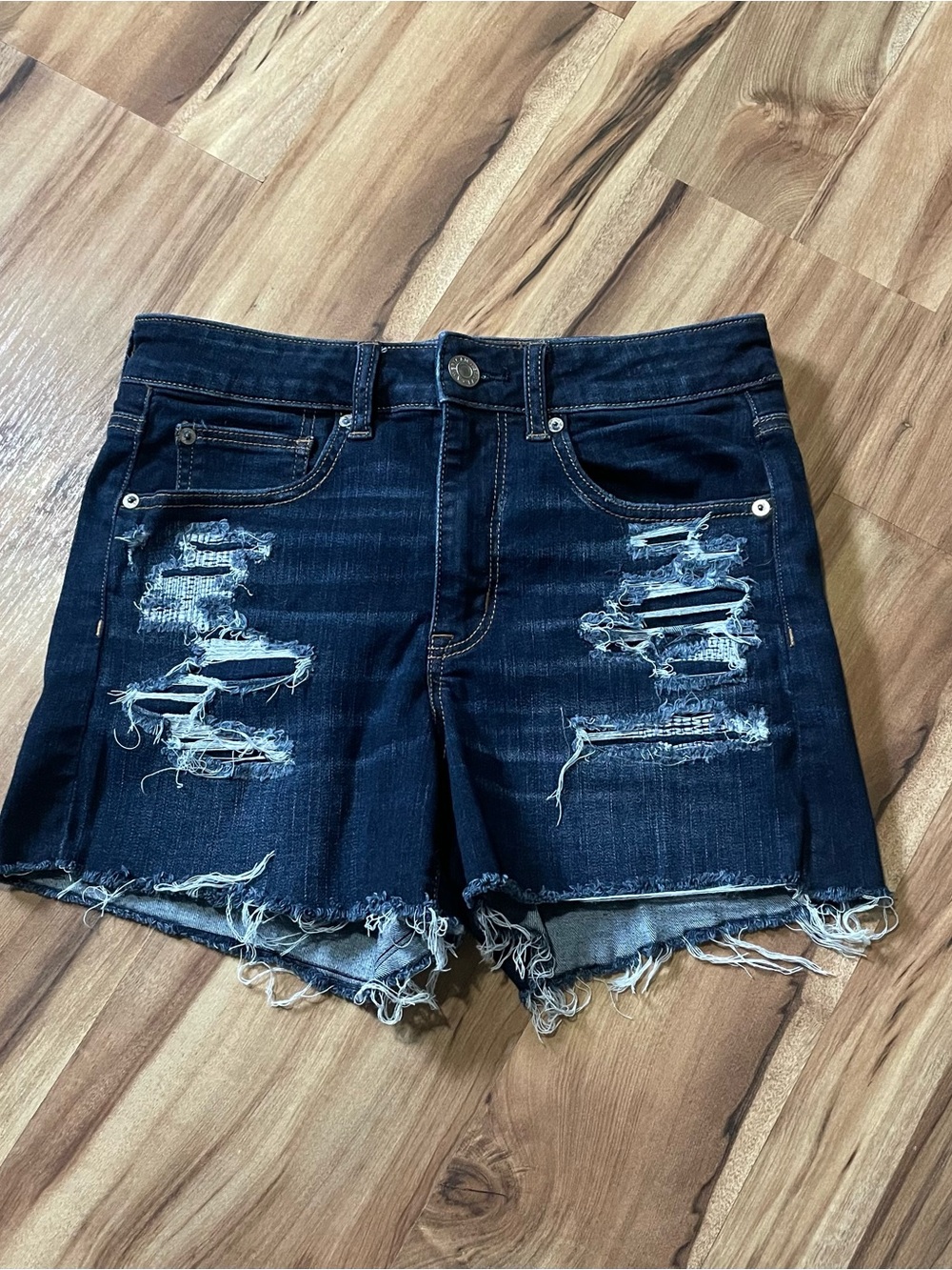 AE Ne(X)T Level Stretch High Rise Ripped/Distressed Jean Shorts Size 6